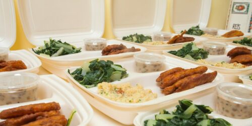 Czy opakowania styropianowe dobrze chronią żywność przed uszkodzeniem?